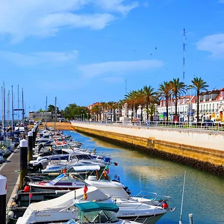 Апартаменты Patricia-dining Patio & Swimming Pool