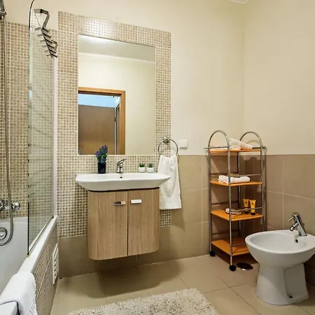 Апартаменты Patricia-dining Patio & Swimming Pool