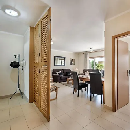 Patricia-dining Patio & Swimming Pool