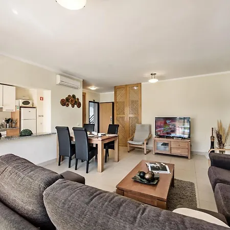 Patricia-dining Patio & Swimming Pool Апартаменты Кабанаш-де-Тавира