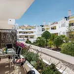 Patricia-dining Patio & Swimming Pool Apartman *