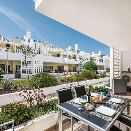 Patricia-dining Patio & Swimming Pool Apartment *
