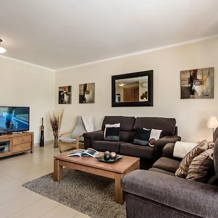 Patricia-dining Patio&swimming Pool