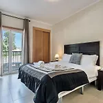 Patricia-dining Patio & Swimming Pool كاباناس تْدي تافيرا